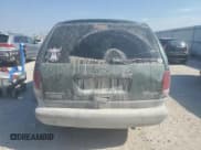 ✅ 1996 Plymouth Grand Voyager • VIN: 2P4GP44R9TR683882 • Lot: 87285135. Wystawiony na Copart z przebiegiem Nie podano. Bezpłatny archiwum sprzedaży aukcyjnych z USA i szczegółowy raport historii pojazdu na DreamBid. Zdjęcie 6.