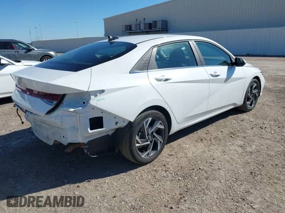 2025 Hyundai Elantra SEL Convenience с VIN KMHLS4DG7SU878148, выставлен на аукционе IAAI как лот 43587657 с пробегом 27 173 миль миль и . История ставок и продаж доступна на DreamBid. Изображение 4.