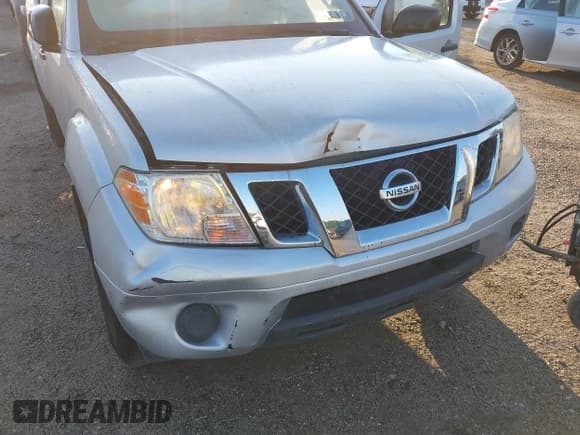 ✅ 2012 Nissan Frontier SV • VIN: 1N6AD0EV6CC449681 • Lot: 42790225. Wystawiony na IAAI z przebiegiem 136 176 mil. Bezpłatny archiwum sprzedaży aukcyjnych z USA i szczegółowy raport historii pojazdu na DreamBid. Zdjęcie 6.