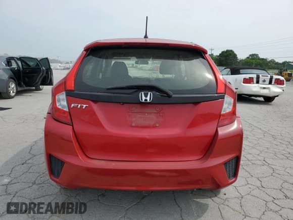 ✅ 2016 Honda Fit LX • VIN: JHMGK5H56GX010389 • Lot: 60806645. Listed on Copart with 162,670 mi. Free auction sales archive from the USA and detailed vehicle history report at DreamBid. Image 6.