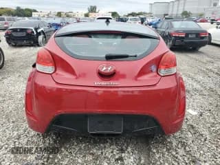 ✅ 2012 Hyundai Veloster w/Gray Int • VIN: KMHTC6AD1CU064985 • Lot: 42487355. Wystawiony na Copart z przebiegiem 84 475 mil. Bezpłatny archiwum sprzedaży aukcyjnych z USA i szczegółowy raport historii pojazdu na DreamBid. Zdjęcie 6.