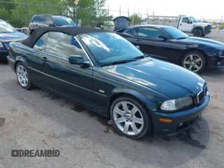 2003 BMW 3 Series 325Ci с VIN WBABS33423PG90591, выставлен на аукционе IAAI как лот 42223897 с пробегом 168 355 миль миль и . История ставок и продаж доступна на DreamBid. Изображение 1.