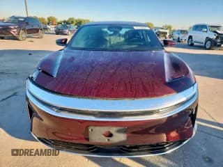 ✅ 2023 Lucid Air Pure • VIN: 50EA1PFA8PA006512 • Lot: 91040025. Wystawiony na Copart z przebiegiem 7 922 mil. Bezpłatny archiwum sprzedaży aukcyjnych z USA i szczegółowy raport historii pojazdu na DreamBid. Zdjęcie 5.