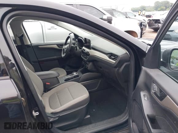 ✅ 2022 Ford Escape SE Hybrid • VIN: 1FMCU9BZ2NUA43557 • Лот: 43057569. Опубликован ранее на IAAI с пробегом 177 686 миль. Бесплатный доступ к архиву аукционных продаж из США и подробный отчёт об истории автомобиля на DreamBid. Изображение 5.