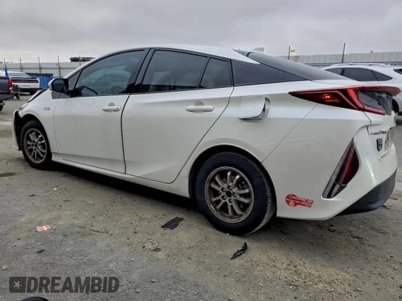 ✅ 2017 Toyota Prius Plus • VIN: JTDKARFP3H3036144 • Lot: 94397075. Listed on Copart with 57,322 mi. Free auction sales archive from the USA and detailed vehicle history report at DreamBid. Image 2.
