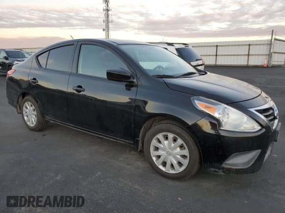 ✅ 2018 Nissan Versa SV • VIN: 3N1CN7AP6JL867994 • Лот: 93626745. Опубликован ранее на Copart с пробегом 139 322 миль. Бесплатный доступ к архиву аукционных продаж из США и подробный отчёт об истории автомобиля на DreamBid. Изображение 4.
