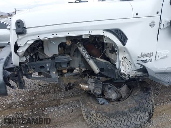 ✅ 2019 Jeep Wrangler Unlimited Sport • VIN: 1C4HJXDG0KW505973 • Lot: 41736235. Listed on IAAI with 118,867 mi. Free auction sales archive from the USA and detailed vehicle history report at DreamBid. Image 6.