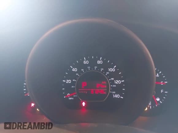 ✅ 2019 Kia Soul • VIN: KNDJN2A29K7687961 • Lot: 43136780. Wystawiony na IAAI z przebiegiem 61 249 mil. Bezpłatny archiwum sprzedaży aukcyjnych z USA i szczegółowy raport historii pojazdu na DreamBid. Zdjęcie 7.