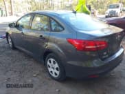 ✅ 2017 Ford Focus S • VIN: 1FADP3E23HL256853 • Лот: 43490774. Опубликован ранее на IAAI с пробегом 255 063 миль. Бесплатный доступ к архиву аукционных продаж из США и подробный отчёт об истории автомобиля на DreamBid. Изображение 3.