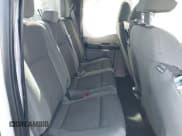 ✅ 2017 Ford F-150 XL • VIN: 1FTEX1C86HKD68420 • Lot: 42032263. Wystawiony na IAAI z przebiegiem 177 896 mil. Bezpłatny archiwum sprzedaży aukcyjnych z USA i szczegółowy raport historii pojazdu na DreamBid. Zdjęcie 8.