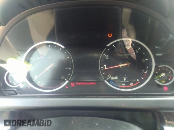 ✅ 2017 BMW 6 Series 640i • VIN: WBA6D0C54HG639567 • Lot: 42403919. Listed on IAAI with Not provided. Free auction sales archive from the USA and detailed vehicle history report at DreamBid. Image 7.