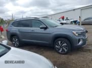 ✅ 2025 Volkswagen Atlas SE • VIN: 1V2KR2CAXSC553401 • Lot: 43502876. Listed on IAAI with 16,561 mi. Free auction sales archive from the USA and detailed vehicle history report at DreamBid. Image 13.