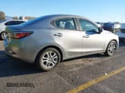 ✅ 2016 Scion iA • VIN: 3MYDLBZV9GY102420 • Lot: 43481887. Wystawiony na IAAI z przebiegiem 148 783 mil. Bezpłatny archiwum sprzedaży aukcyjnych z USA i szczegółowy raport historii pojazdu na DreamBid. Zdjęcie 4.