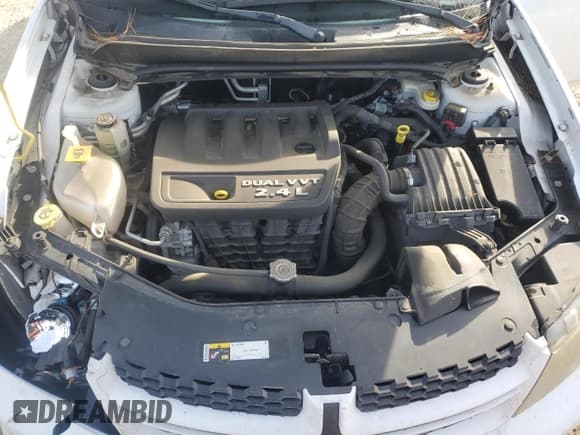 ✅ 2014 Dodge Avenger SXT • VIN: 1C3CDZCB6EN217733 • Лот: 79551144. Опубликован ранее на Copart с пробегом 157 228 миль. Бесплатный доступ к архиву аукционных продаж из США и подробный отчёт об истории автомобиля на DreamBid. Изображение 12.