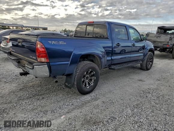 ✅ 2008 Toyota Tacoma • VIN: 5TEMU52N28Z470151 • Lot: 95724115. Wystawiony na Copart z przebiegiem 138 184 mil. Bezpłatny archiwum sprzedaży aukcyjnych z USA i szczegółowy raport historii pojazdu na DreamBid. Zdjęcie 3.