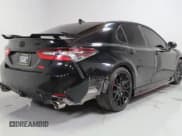 ✅ 2023 Toyota Camry TRD • VIN: 4T1KZ1AK5PU079605 • Lot: 92660245. Wystawiony na Copart z przebiegiem 23 313 mil. Bezpłatny archiwum sprzedaży aukcyjnych z USA i szczegółowy raport historii pojazdu na DreamBid. Zdjęcie 3.