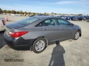 ✅ 2013 Hyundai Sonata GLS • VIN: 5NPEB4AC1DH584529 • Лот: 92196325. Опубликован ранее на Copart с пробегом 200 316 миль. Бесплатный доступ к архиву аукционных продаж из США и подробный отчёт об истории автомобиля на DreamBid. Изображение 3.