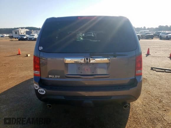 ✅ 2015 Honda Pilot EX • VIN: 5FNYF3H4XFB002018 • Lot: 86517015. Wystawiony na Copart z przebiegiem 118 883 mil. Bezpłatny archiwum sprzedaży aukcyjnych z USA i szczegółowy raport historii pojazdu na DreamBid. Zdjęcie 6.