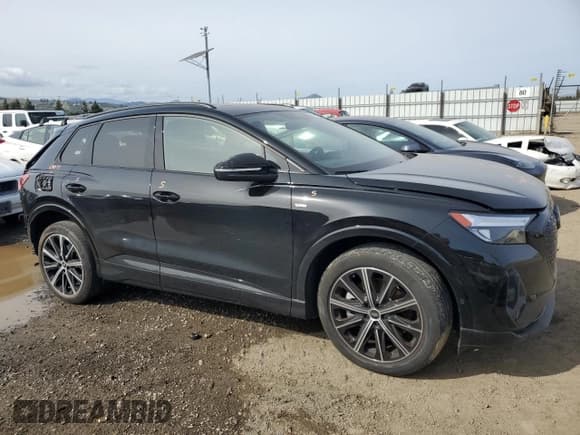 ✅ 2022 Audi Q4 e-tron Premium Plus • VIN: WA1L2BFZ0NP053203 • Лот: 44557355. Опубликован ранее на Copart с пробегом 14 633 миль. Бесплатный доступ к архиву аукционных продаж из США и подробный отчёт об истории автомобиля на DreamBid. Изображение 4.