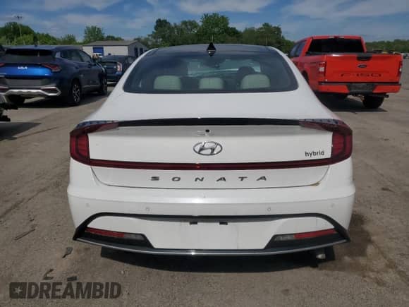 2023 Hyundai Sonata Limited z VIN KMHL54JJ1PA058017, wystawiony jako Copart lot #56560855 z przebiegiem Nie podano mil oraz Szkoda całkowita • Salvage title. Historia ofert i sprzedaży dostępna na DreamBid. Obrazek 6.