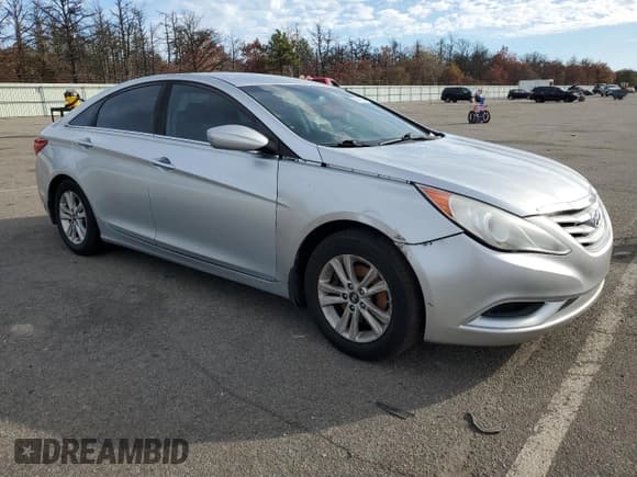 ✅ 2012 Hyundai Sonata GLS • VIN: 5NPEB4AC6CH475966 • Lot: 90945255. Wystawiony na Copart z przebiegiem Nie podano. Bezpłatny archiwum sprzedaży aukcyjnych z USA i szczegółowy raport historii pojazdu na DreamBid. Zdjęcie 4.