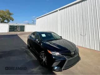 ✅ 2018 Toyota Camry LE • VIN: 4T1B11HK4JU662333 • Lot: 93386005. Wystawiony na Copart z przebiegiem 174 066 mil. Bezpłatny archiwum sprzedaży aukcyjnych z USA i szczegółowy raport historii pojazdu na DreamBid. Zdjęcie 1.