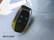 ✅ 2012 Jaguar XJ Supercharged • VIN: SAJWA2GE9CMV29109 • Лот: 42443604. Опубликован ранее на IAAI с пробегом 52 343 миль. Бесплатный доступ к архиву аукционных продаж из США и подробный отчёт об истории автомобиля на DreamBid. Изображение 11.