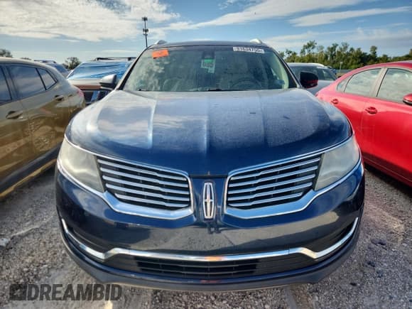 ✅ 2017 Lincoln MKX Reserve • VIN: 2LMPJ8LR2HBL48221 • Lot: 91634755. Listed on Copart with 55,018 mi. Free auction sales archive from the USA and detailed vehicle history report at DreamBid. Image 5.