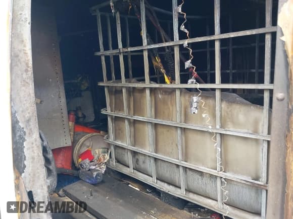 ✅ 2015 Chevrolet Express Cargo • VIN: 1GCWGFCF8F1280164 • Lot: 42746084. Listed on IAAI with Not provided. Free auction sales archive from the USA and detailed vehicle history report at DreamBid. Image 8.