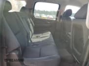 ✅ 2009 Chevrolet Suburban 1LT • VIN: 1GNFK26309R265728 • Lot: 46809654. Wystawiony na Copart z przebiegiem 308 730 mil. Bezpłatny archiwum sprzedaży aukcyjnych z USA i szczegółowy raport historii pojazdu na DreamBid. Zdjęcie 11.