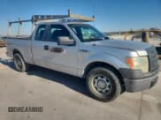 ✅ 2010 Ford F-150 XL • VIN: 1FTEX1CWXAFC37116 • Lot: 86507135. Wystawiony na Copart z przebiegiem 173 162 mil. Bezpłatny archiwum sprzedaży aukcyjnych z USA i szczegółowy raport historii pojazdu na DreamBid. Zdjęcie 4.