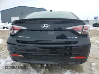 ✅ 2016 Hyundai Sonata SE • VIN: KMHE24L10GA037187 • Lot: 46447213. Listed on Copart with 101,432 mi. Free auction sales archive from the USA and detailed vehicle history report at DreamBid. Image 6.