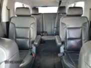 ✅ 2019 Chevrolet Suburban LT • VIN: 1GNSKHKC9KR374511 • Lot: 74765534. Wystawiony na Copart z przebiegiem 90 109 mil. Bezpłatny archiwum sprzedaży aukcyjnych z USA i szczegółowy raport historii pojazdu na DreamBid. Zdjęcie 10.
