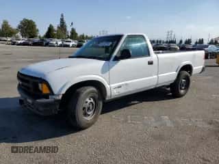 1997 Chevrolet S-10 с VIN 1GCDT14X3VK228916, выставлен на аукционе Copart как лот 72472214 с пробегом 97 171 миль миль и Списание • Salvage title. История ставок и продаж доступна на DreamBid. Изображение 1.