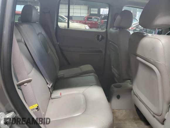 2006 Chevrolet HHR LT с VIN 3GNDA23P86S553345, выставлен на аукционе Copart как лот 79630554 с пробегом 129 038 миль миль и Чистый • Clean title. История ставок и продаж доступна на DreamBid. Изображение 10.