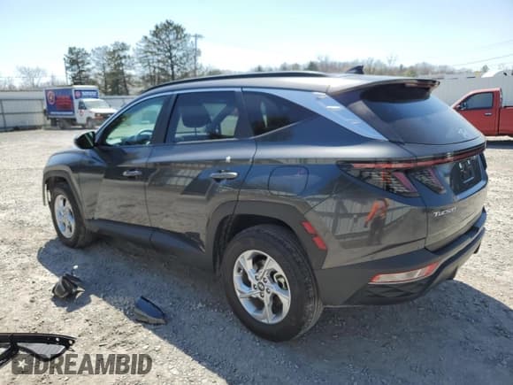✅ 2022 Hyundai Tucson SEL • VIN: 5NMJBCAE8NH138306 • Lot: 48530403. Wystawiony na Copart z przebiegiem 9 023 mil. Bezpłatny archiwum sprzedaży aukcyjnych z USA i szczegółowy raport historii pojazdu na DreamBid. Zdjęcie 2.