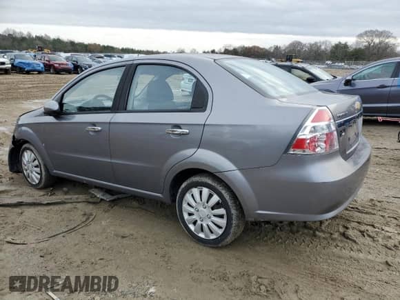 2009 Chevrolet Aveo 2LT z VIN KL1TG56E29B395364, wystawiony jako Copart lot #85162004 z przebiegiem 166 094 mil mil oraz Szkoda całkowita • Salvage title. Historia ofert i sprzedaży dostępna na DreamBid. Obrazek 2.