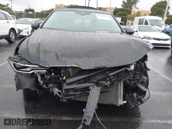 ✅ 2024 Volkswagen Jetta SE • VIN: 3VW7M7BU6RM023852 • Lot: 43443134. Wystawiony na IAAI z przebiegiem 11 056 mil. Bezpłatny archiwum sprzedaży aukcyjnych z USA i szczegółowy raport historii pojazdu na DreamBid. Zdjęcie 6.