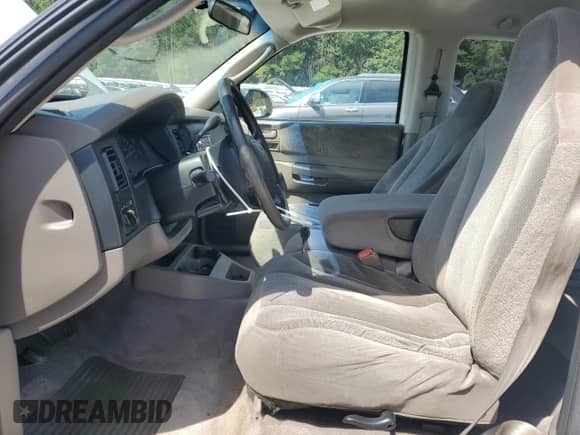 2004 Dodge Dakota Sport z VIN 1D7GL32K44S639553, wystawiony jako Copart lot #69651125 z przebiegiem 197 676 mil mil oraz Szkoda całkowita • Salvage title. Historia ofert i sprzedaży dostępna na DreamBid. Obrazek 7.