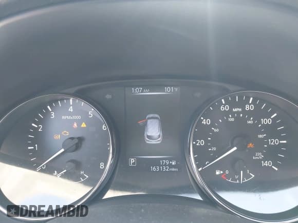 ✅ 2018 Nissan Rogue S • VIN: JN1BJ1CPXJW153913 • Lot: 42321015. Wystawiony na IAAI z przebiegiem 163 132 mil. Bezpłatny archiwum sprzedaży aukcyjnych z USA i szczegółowy raport historii pojazdu na DreamBid. Zdjęcie 7.