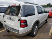 ✅ 2009 Ford Explorer Eddie Bauer • VIN: 1FMEU64E09UA03856 • Lot: 70749095. Wystawiony na Copart z przebiegiem 127 972 mil. Bezpłatny archiwum sprzedaży aukcyjnych z USA i szczegółowy raport historii pojazdu na DreamBid. Zdjęcie 3.