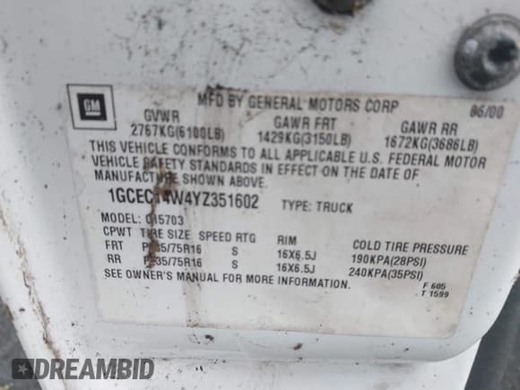 ✅ 2000 Chevrolet Silverado 1500 • VIN: 1GCEC14W4YZ351602 • Lot: 43637900. Listed on IAAI with 335,681 mi. Free auction sales archive from the USA and detailed vehicle history report at DreamBid. Image 9.