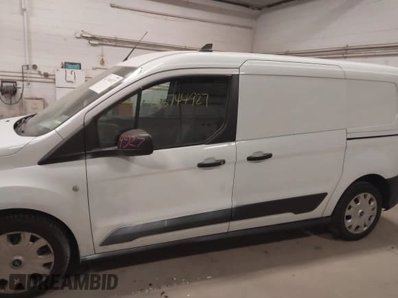 ✅ 2020 Ford Transit Connect XL • VIN: NM0LS7E25L1447008 • Lot: 43744927. Wystawiony na IAAI z przebiegiem 180 695 mil. Bezpłatny archiwum sprzedaży aukcyjnych z USA i szczegółowy raport historii pojazdu na DreamBid. Zdjęcie 14.