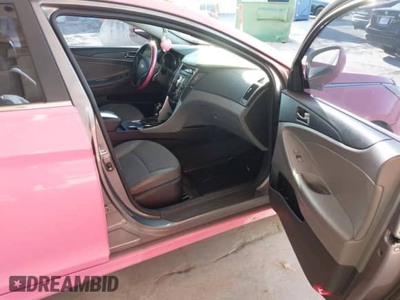 2011 Hyundai Sonata Limited с VIN 5NPEC4AB9BH213295, выставлен на аукционе IAAI как лот 43567870 с пробегом 157 328 миль миль и . История ставок и продаж доступна на DreamBid. Изображение 5.