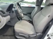 ✅ 2017 Hyundai Accent SE • VIN: KMHCT4AE1HU201119 • Лот: 66300334. Опубликован ранее на Copart с пробегом 109 428 миль. Бесплатный доступ к архиву аукционных продаж из США и подробный отчёт об истории автомобиля на DreamBid. Изображение 7.