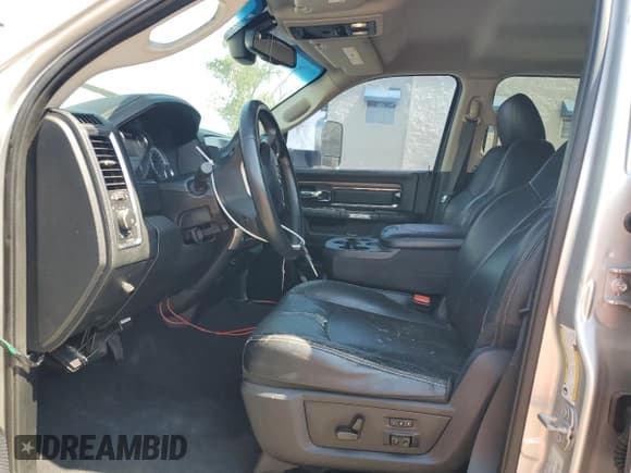 ✅ 2015 Ram 2500 Laramie • VIN: 3C6UR5NL5FG695109 • Лот: 60937445. Опубликован ранее на Copart с пробегом 130 199 миль. Бесплатный доступ к архиву аукционных продаж из США и подробный отчёт об истории автомобиля на DreamBid. Изображение 7.