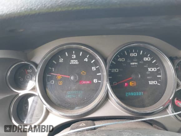 ✅ 2007 Chevrolet Silverado 1500 1LT • VIN: 3GCEC13027G522469 • Lot: 42902456. Wystawiony na IAAI z przebiegiem 295 741 mil. Bezpłatny archiwum sprzedaży aukcyjnych z USA i szczegółowy raport historii pojazdu na DreamBid. Zdjęcie 7.