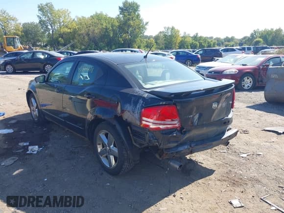 ✅ 2008 Dodge Avenger R/T • VIN: 1B3LC76M38N690883 • Лот: 43304878. Опубликован ранее на IAAI с пробегом 203 586 миль. Бесплатный доступ к архиву аукционных продаж из США и подробный отчёт об истории автомобиля на DreamBid. Изображение 6.