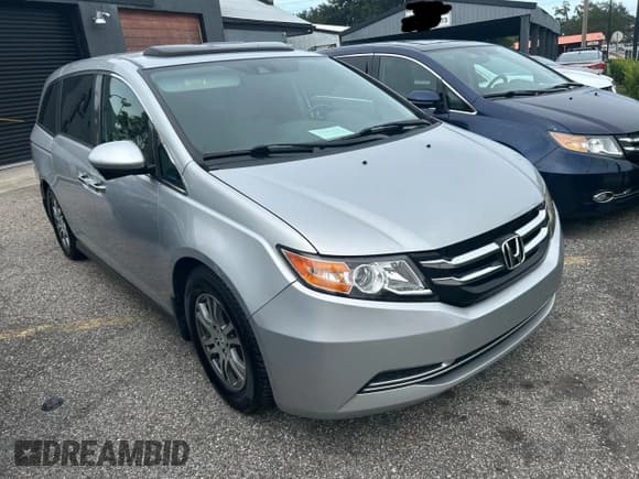 ✅ 2014 Honda Odyssey EX-L • VIN: 5FNRL5H67EB115787 • Lot: 92130385. Wystawiony na Copart z przebiegiem 174 900 mil. Bezpłatny archiwum sprzedaży aukcyjnych z USA i szczegółowy raport historii pojazdu na DreamBid. Zdjęcie 1.