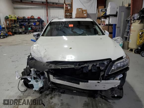 ✅ 2015 Acura RLX Technology • VIN: JH4KC1F5XFC001090 • Лот: 88261555. Опубликован ранее на Copart с пробегом Не указан. Бесплатный доступ к архиву аукционных продаж из США и подробный отчёт об истории автомобиля на DreamBid. Изображение 5.